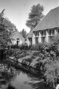 41230 Gezicht op een deel van de Fröbelschool Laan van Chartroise 90 te Utrecht (voormalig Kartuizerklooster Nieuwlicht).